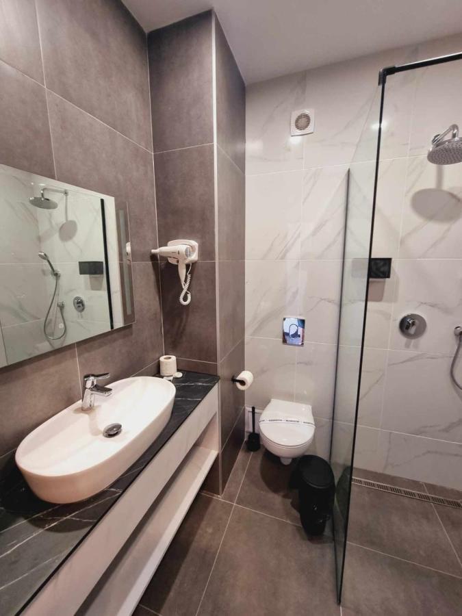 Hotel Nava Ефоріє-Норд Екстер'єр фото
